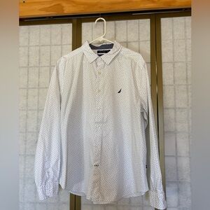 Nautica Men's Patterned Button-Down Shirt